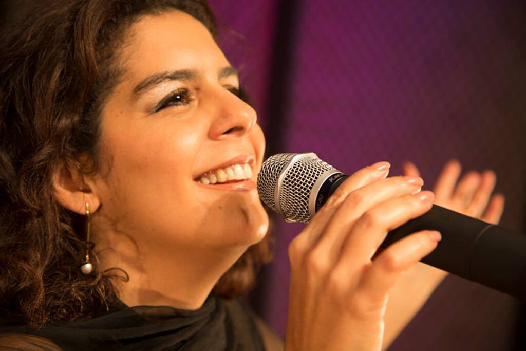 Brazilian jazz signer adjusting to life in chilly Sarnia